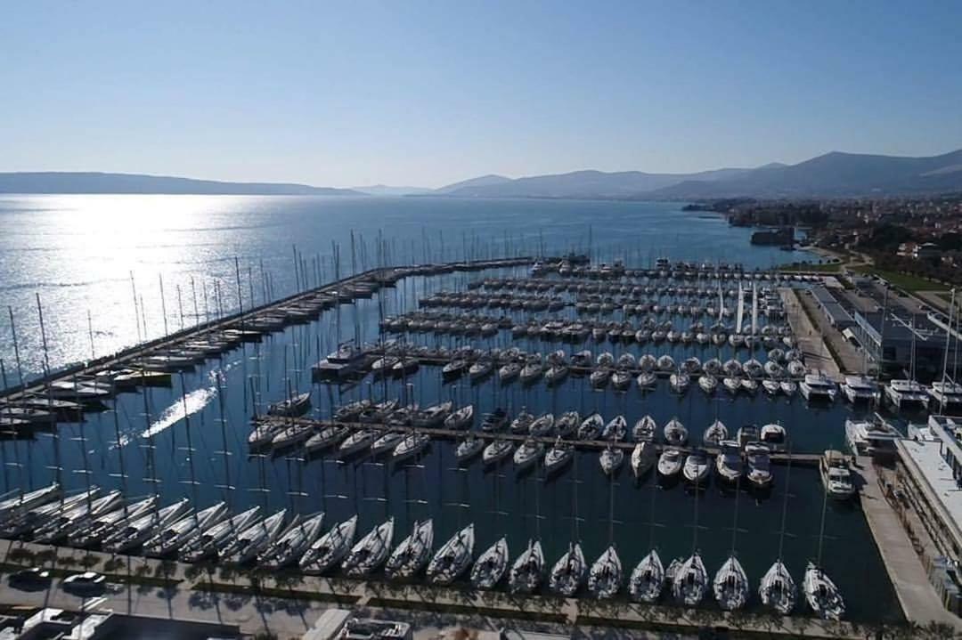 Modern Apartment Near Split & Trogir คาชเตลา ภายนอก รูปภาพ